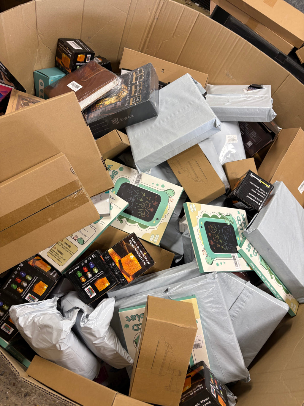 Amazon/Whatnot smalls- Whatnot, ebay, vinted and carbooter reseller pallets