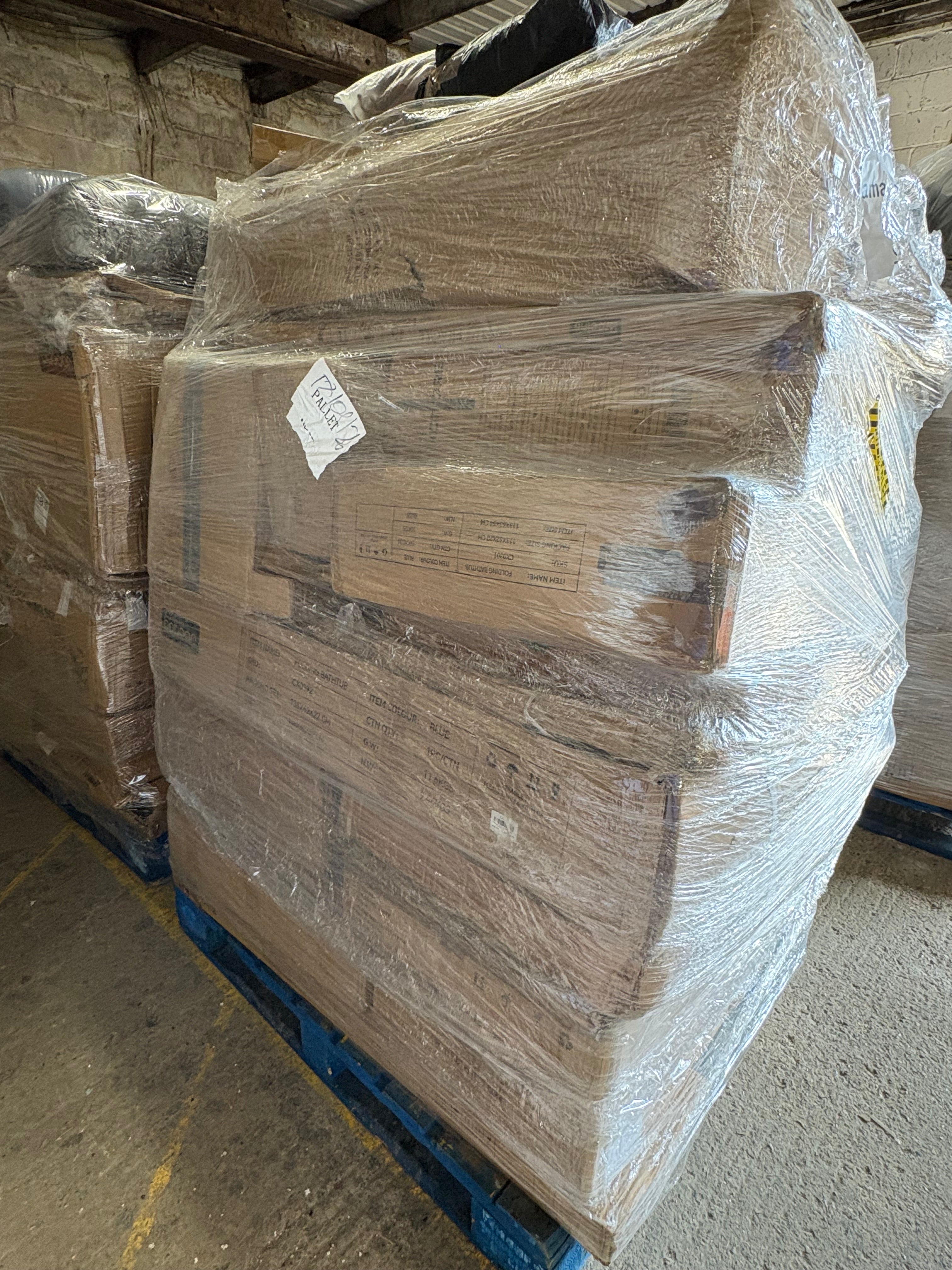 Monster 6.5ft living and home pallets