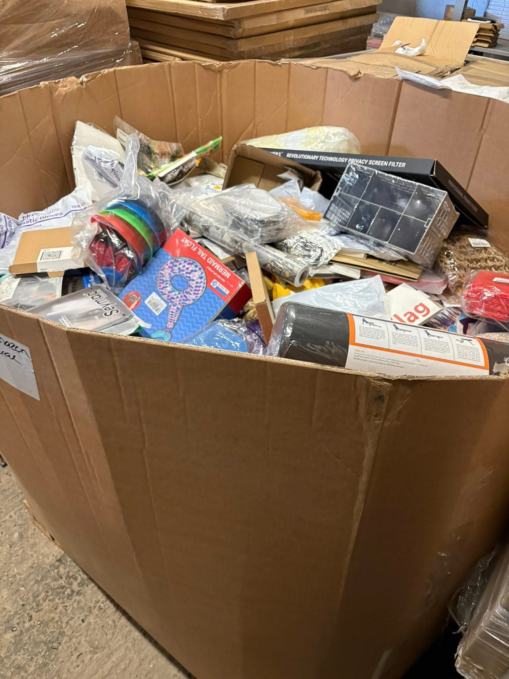 Amazon General Full pallet